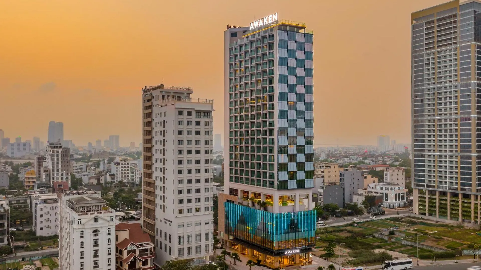 Awaken Da Nang Hotel 5*,  Вьетнам