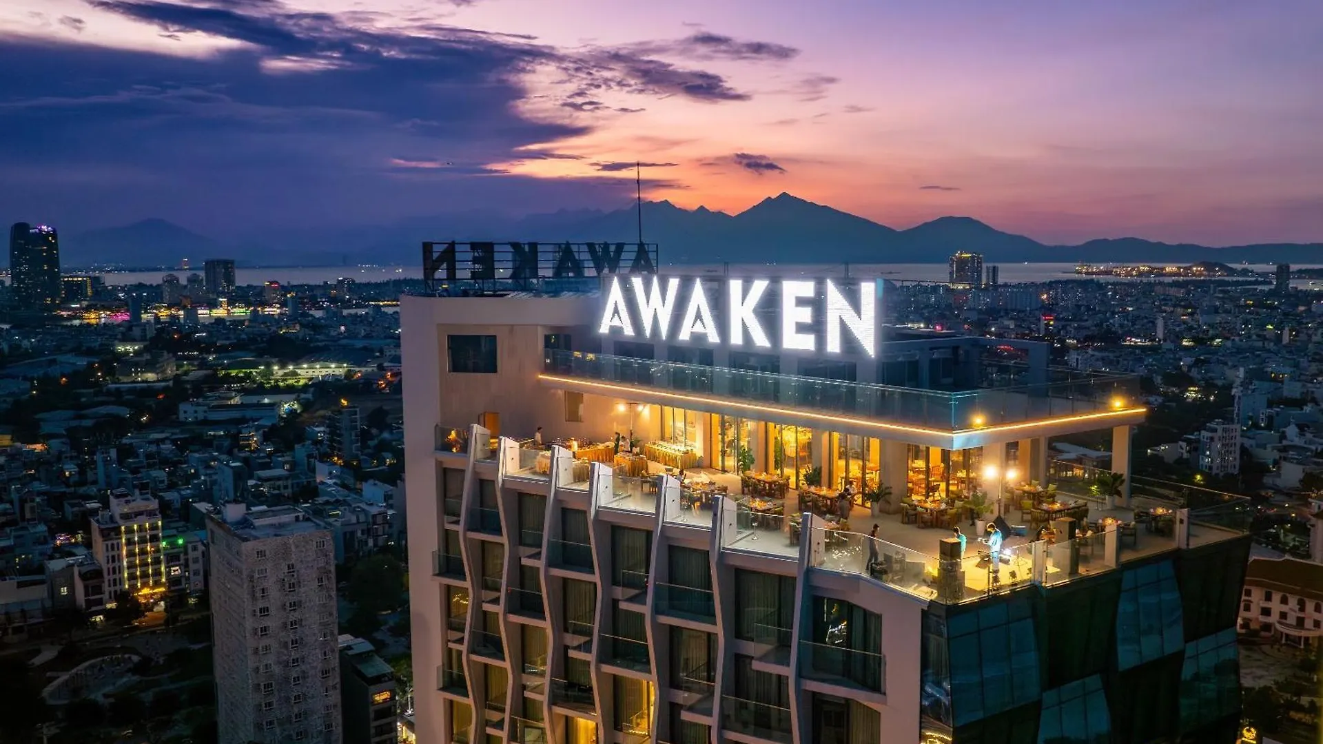 Awaken Da Nang Hotel 5*,