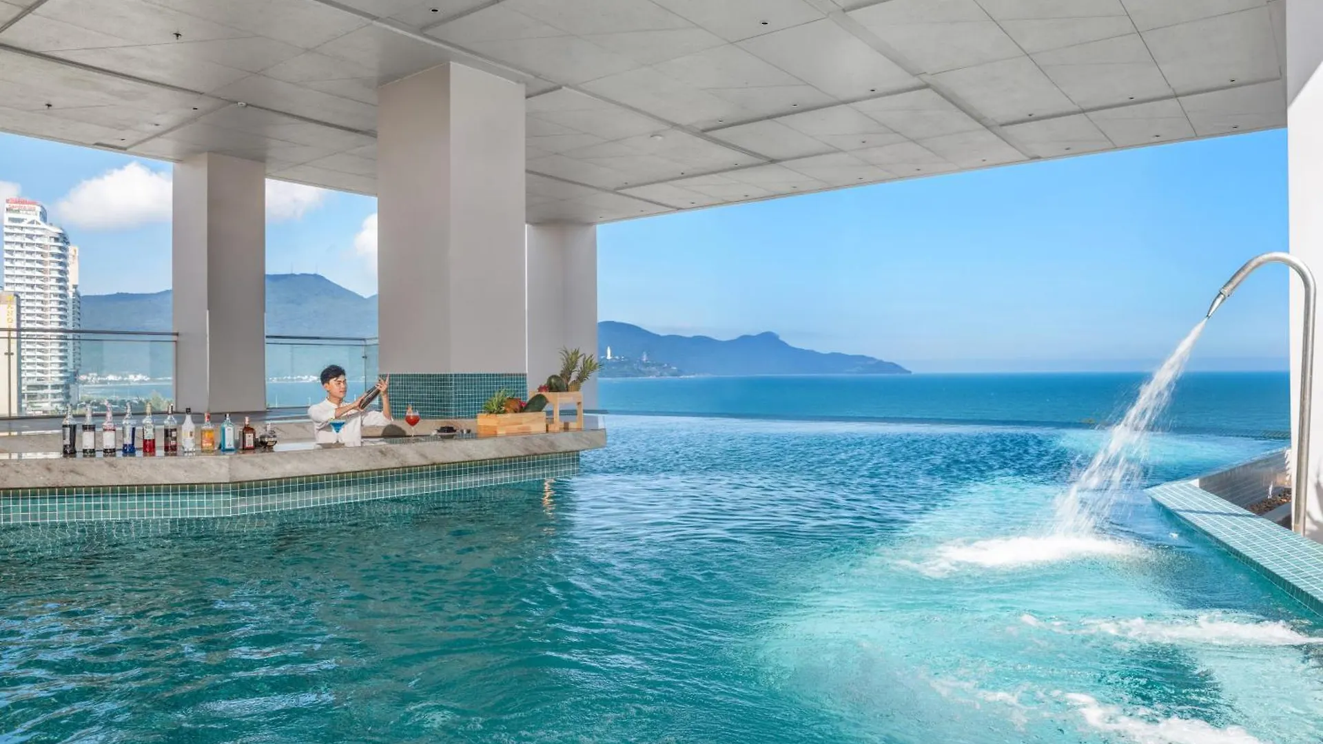 Awaken Da Nang Hotel 5*,  Vietnam